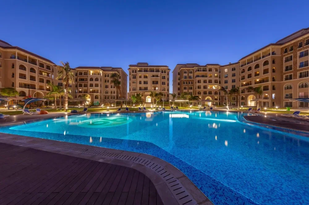 Serenity-90 Avenue 2