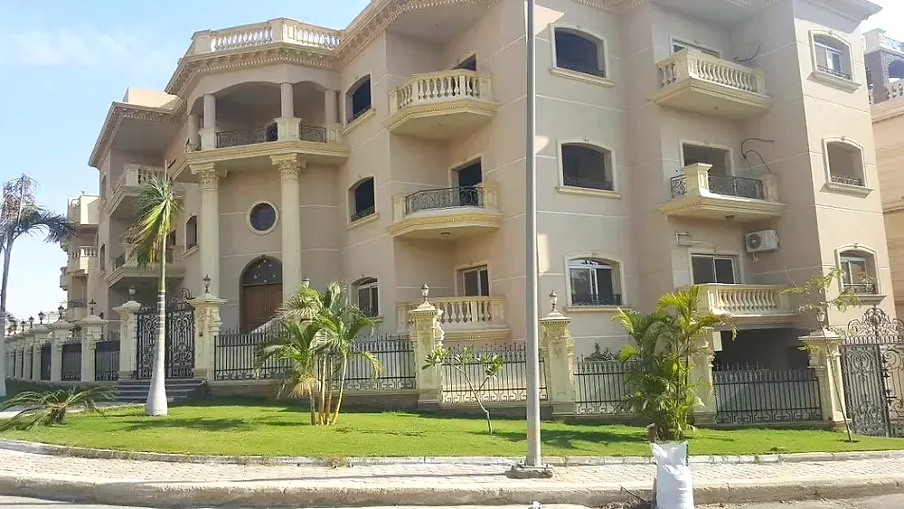 غرب الجولف 2